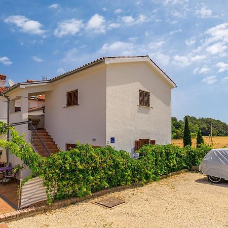 Apartments Pernar Poreč Eksteriør bilde