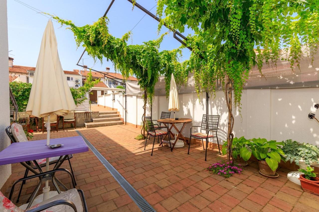 Apartments Pernar Poreč Eksteriør bilde