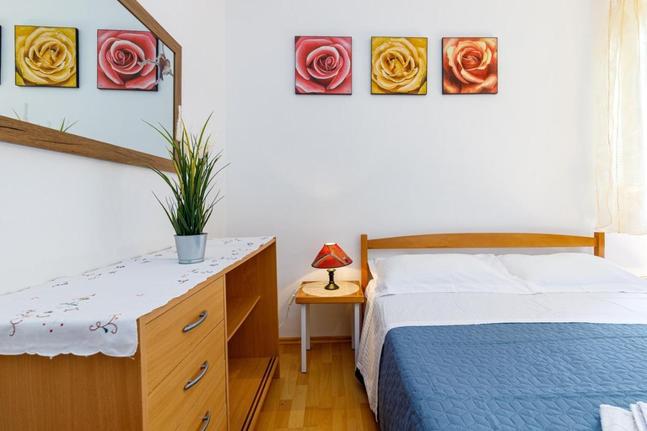 Apartments Pernar Poreč Eksteriør bilde