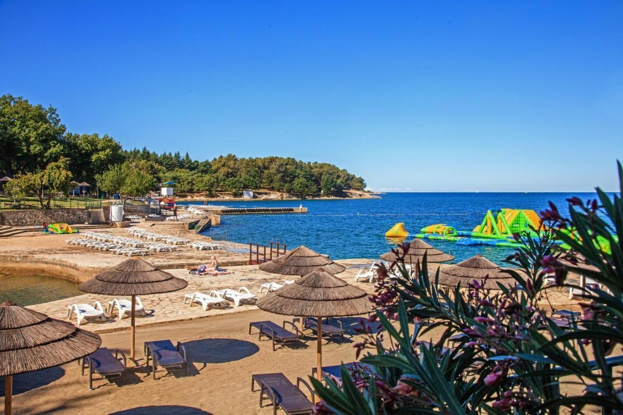 Apartments Pernar Poreč Eksteriør bilde