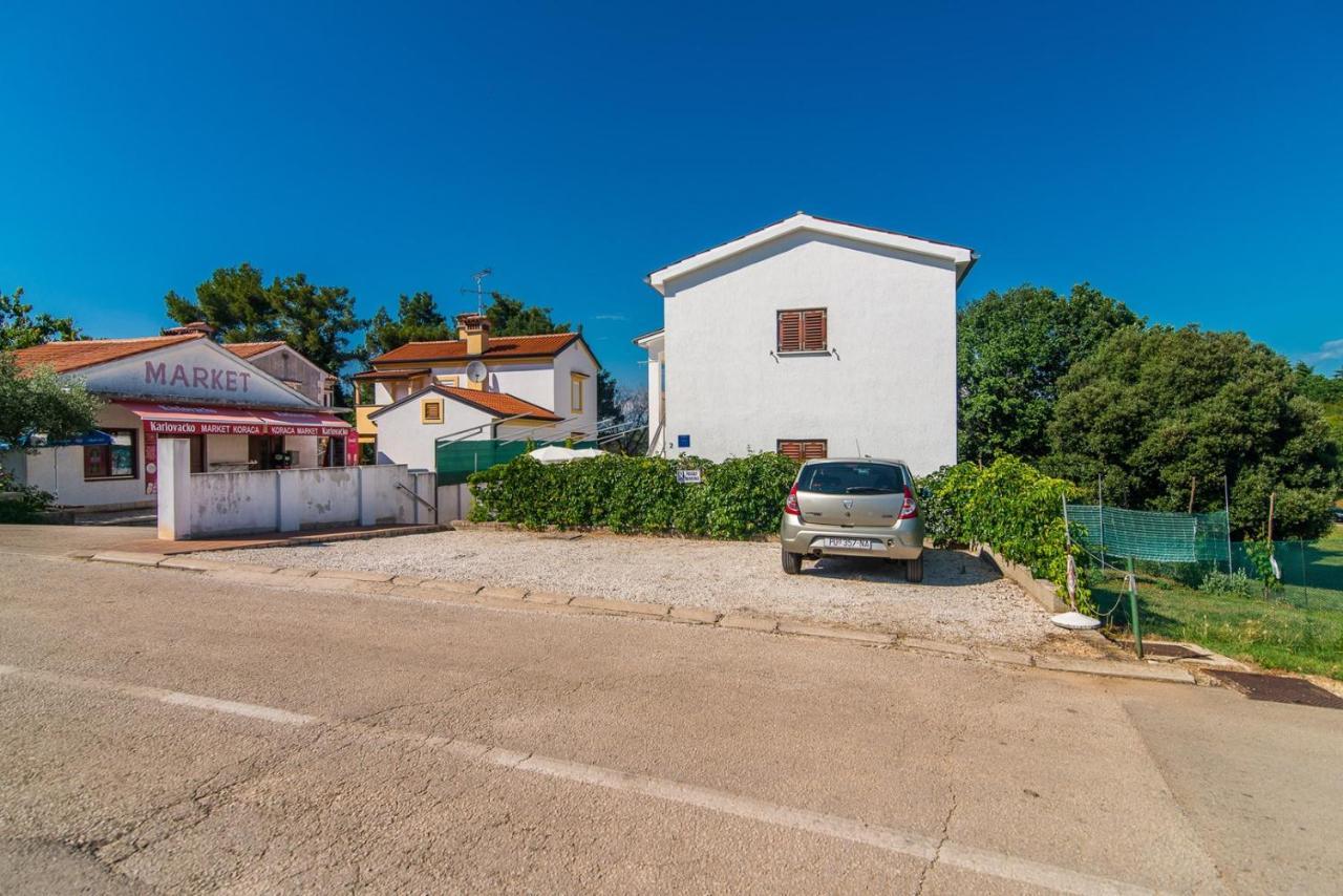 Apartments Pernar Poreč Eksteriør bilde
