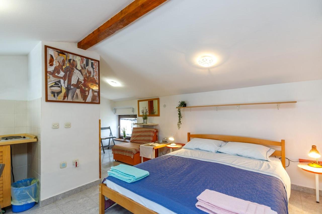 Apartments Pernar Poreč Eksteriør bilde